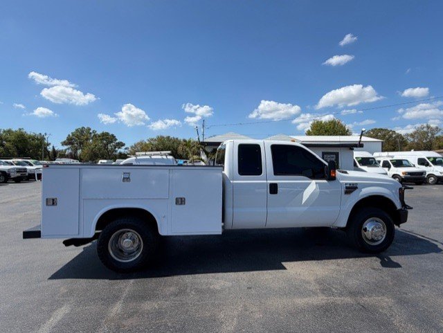 2010 Ford F-350 - $13,888