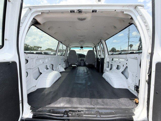 2003 Ford E-350 - $16,888