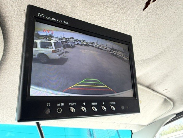 2003 Ford E-350 - $16,888