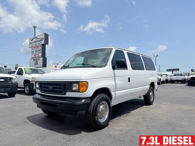 2003 Ford E-350 - $16,888