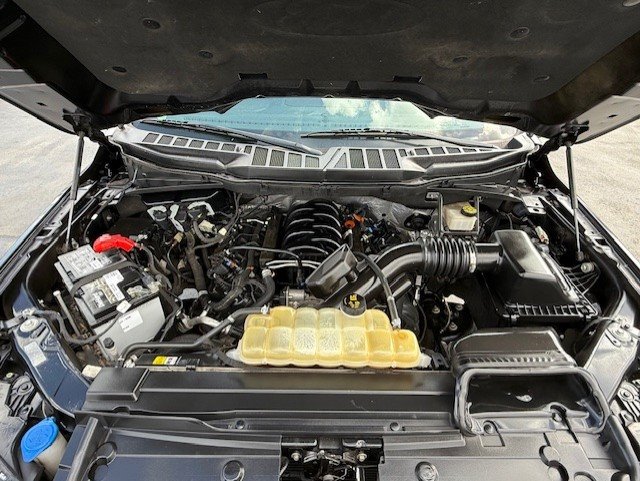 2021 Ford F150 XLT photo