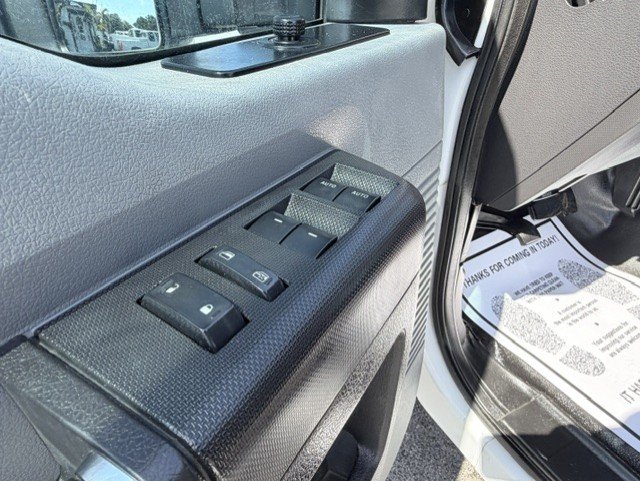 2016 Ford F-350 - $18,888