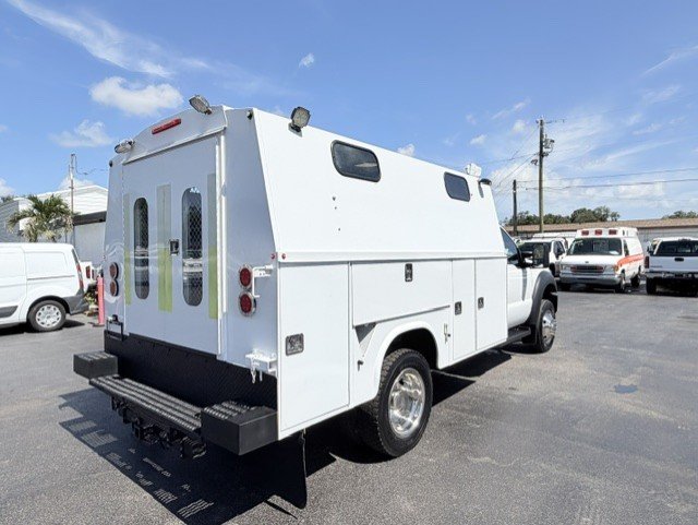 2016 Ford F450 - $22,888