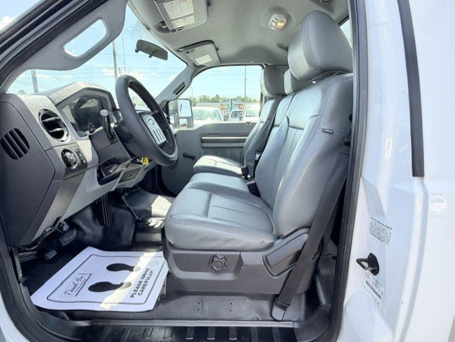 2016 Ford F450 - $22,888