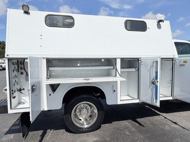 2016 Ford F450 - $22,888