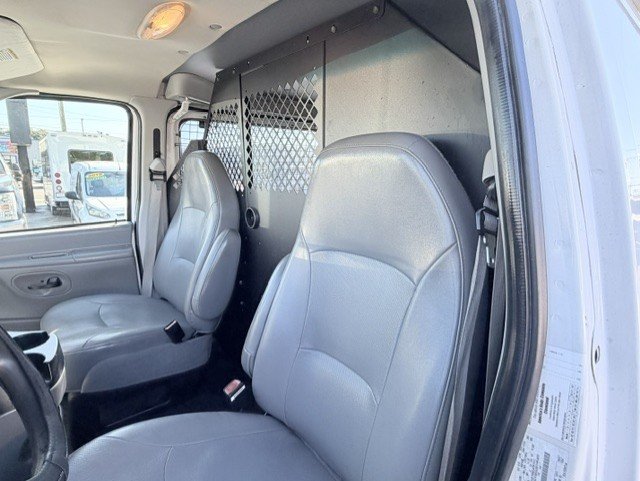2006 Ford E-250 - $10,888