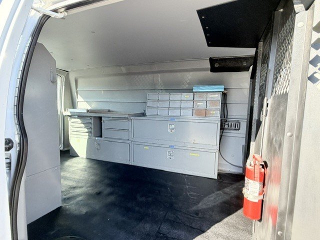 2006 Ford E-250 - $10,888