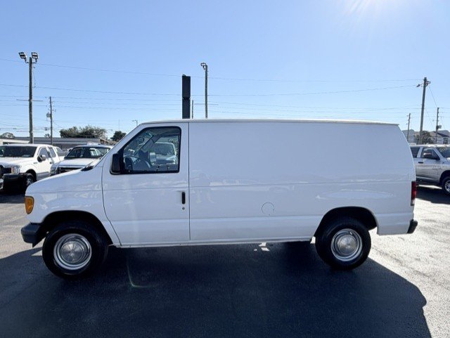 2006 Ford E-250 - $10,888