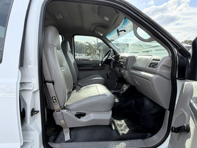 2000 Ford F-350 - $22,888