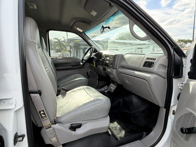 2000 Ford F-350 - $22,888