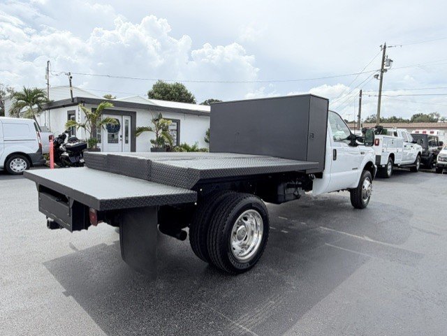 2000 Ford F550 - $22,888