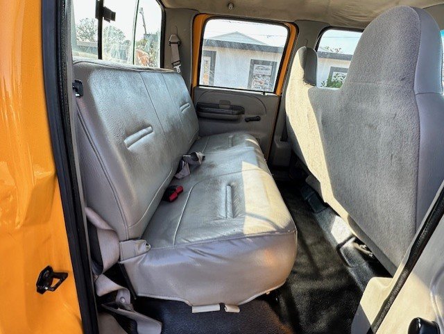 1999 Ford F450 XL photo
