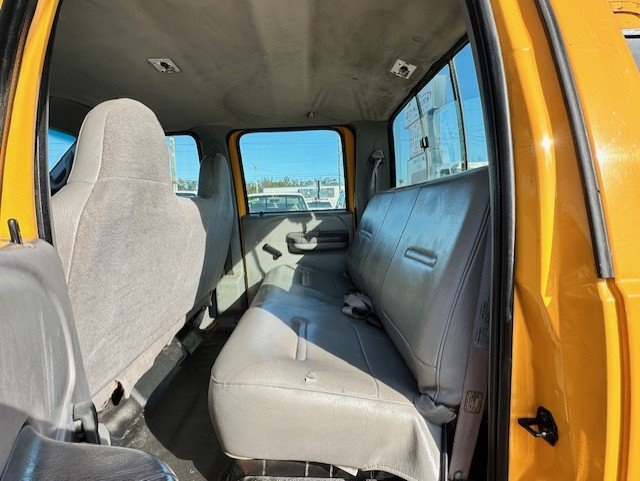 1999 Ford F450 XL photo