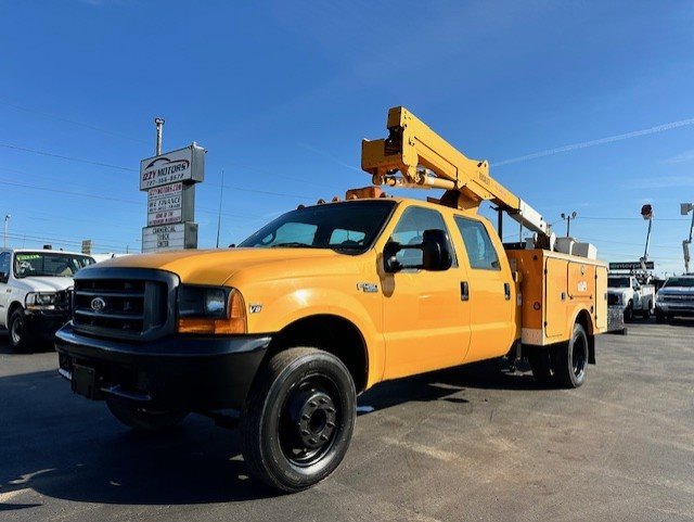 1999 Ford F450 XL photo