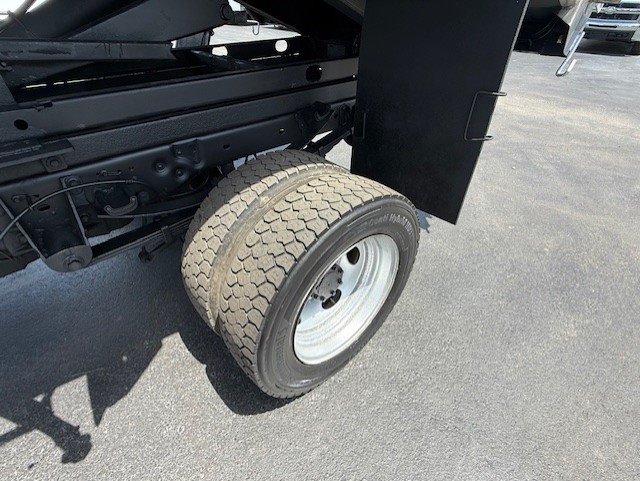 2009 Ford F-450 - $17,888