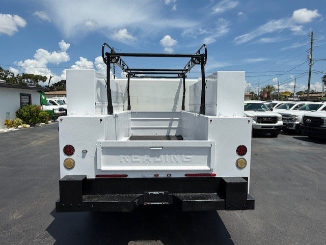 2000 Ford F-450 - $13,888
