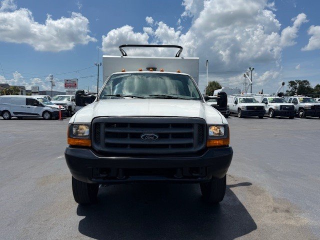 2000 Ford F-450 - $13,888