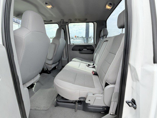2005 Ford F-250 - $17,888