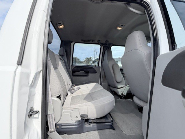 2005 Ford F-250 - $17,888