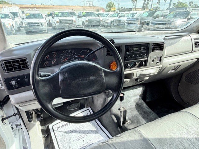 2001 Ford F-350 Super Duty - $19,888