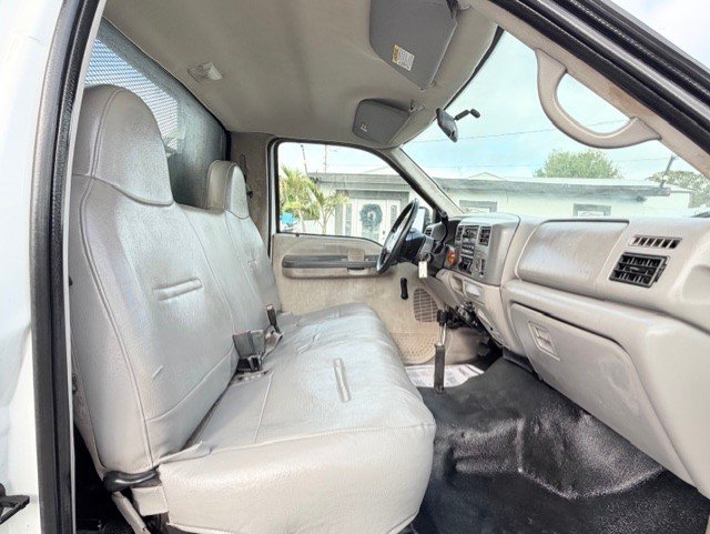 2001 Ford F-350 Super Duty - $19,888