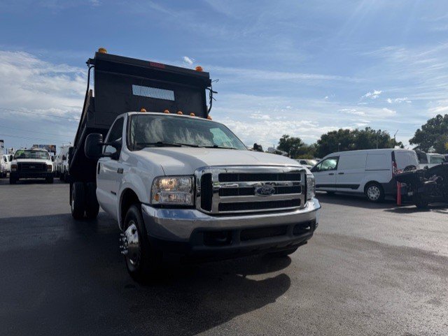 2001 Ford F-350 Super Duty - $20,888