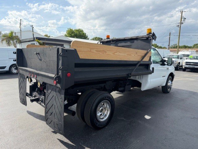 2001 Ford F-350 Super Duty - $20,888