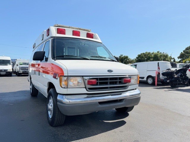 1999 Ford E350 - $13,888