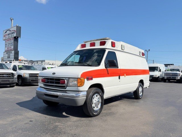 1999 Ford E350 - $13,888