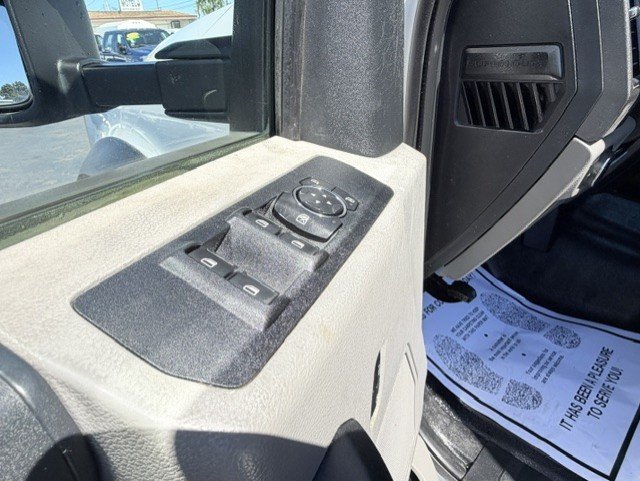 2017 Ford F-450 - $28,888