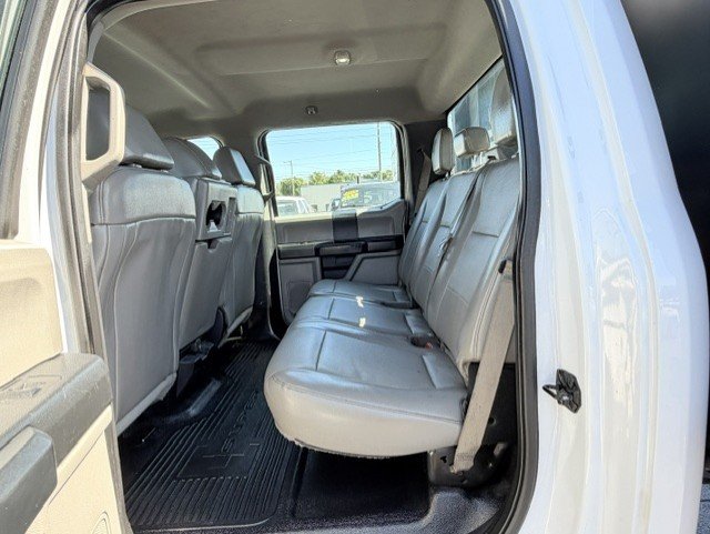 2017 Ford F-450 - $28,888