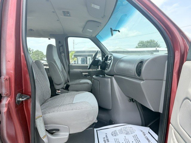1998 Ford E350 - $16,888