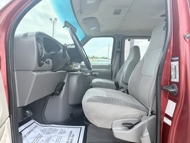1998 Ford E350 - $16,888
