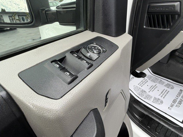 2018 Ford F-250 - $23,888
