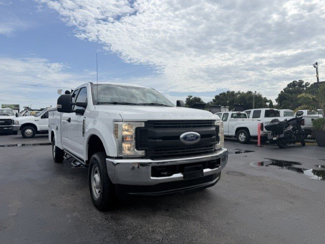 2018 Ford F-250 - $23,888