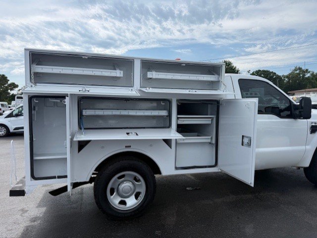 2008 Ford F350 - $8,888