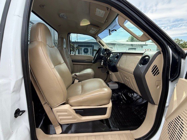 2008 Ford F350 - $8,888