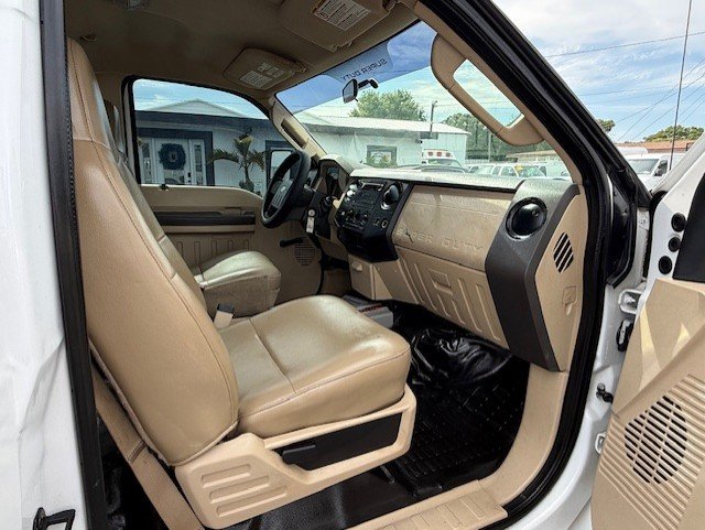 2008 Ford F350 - $8,888