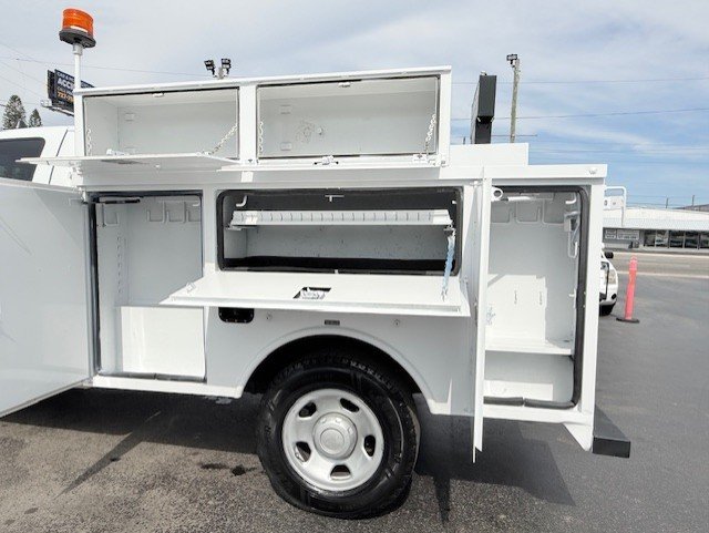 2008 Ford F350 - $8,888