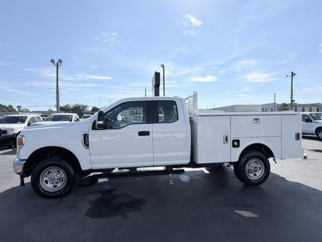 2022 Ford F-250 - $23,888