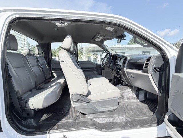 2022 Ford F-250 - $23,888