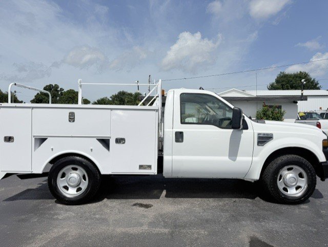 2008 Ford F350 - $8,888