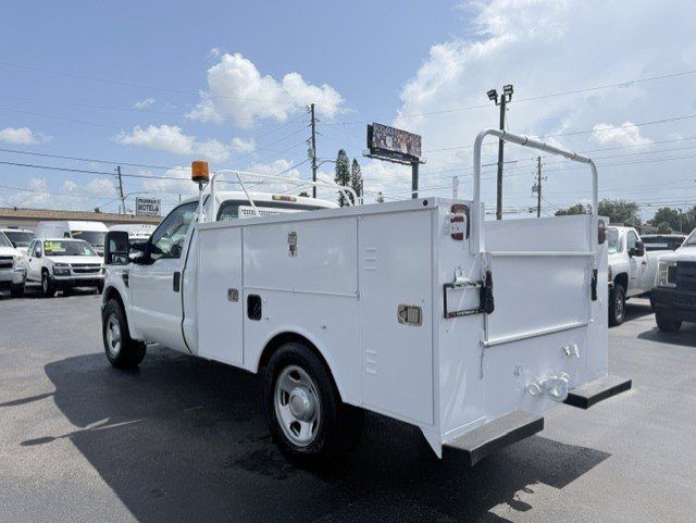 2008 Ford F350 - $8,888