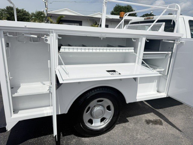 2008 Ford F350 - $8,888