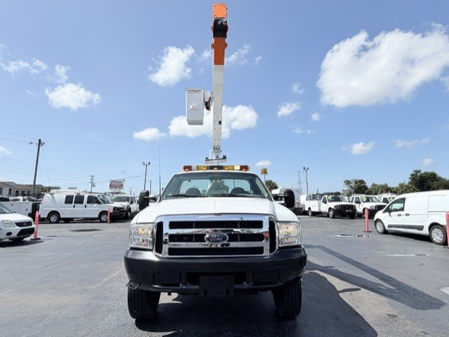 1999 Ford F550 - $25,888