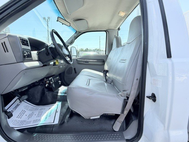 1999 Ford F550 - $25,888