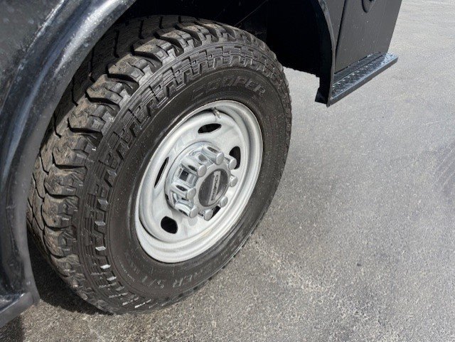 2020 Ford F-250 - $23,888