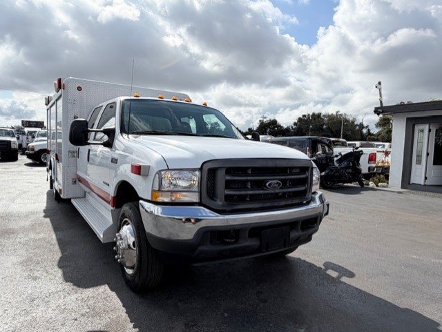 2002 Ford F-550 Super Duty