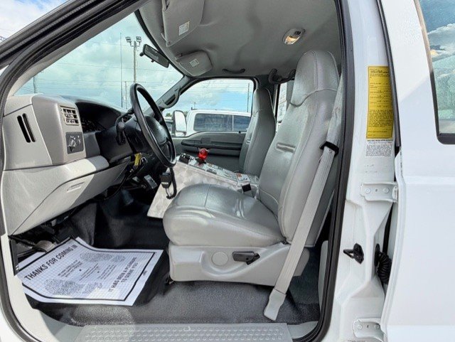 2002 Ford F-550 Super Duty