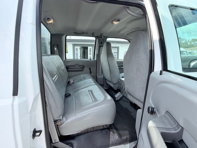 2002 Ford F-550 Super Duty